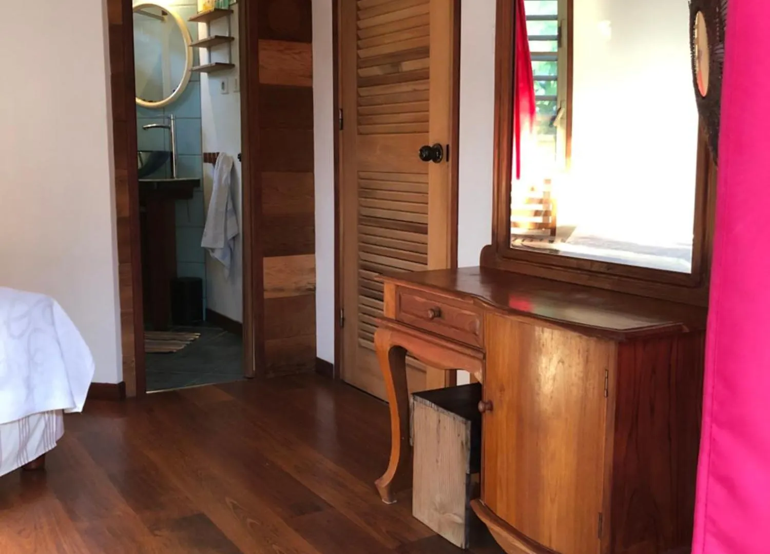 Les Pieds Dans L'Eau A Huahine. Maison Climatisee Parea Holiday home